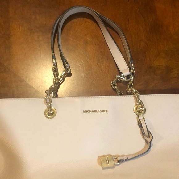 Michael Kors Teagan Large Pebbled Leather Tote